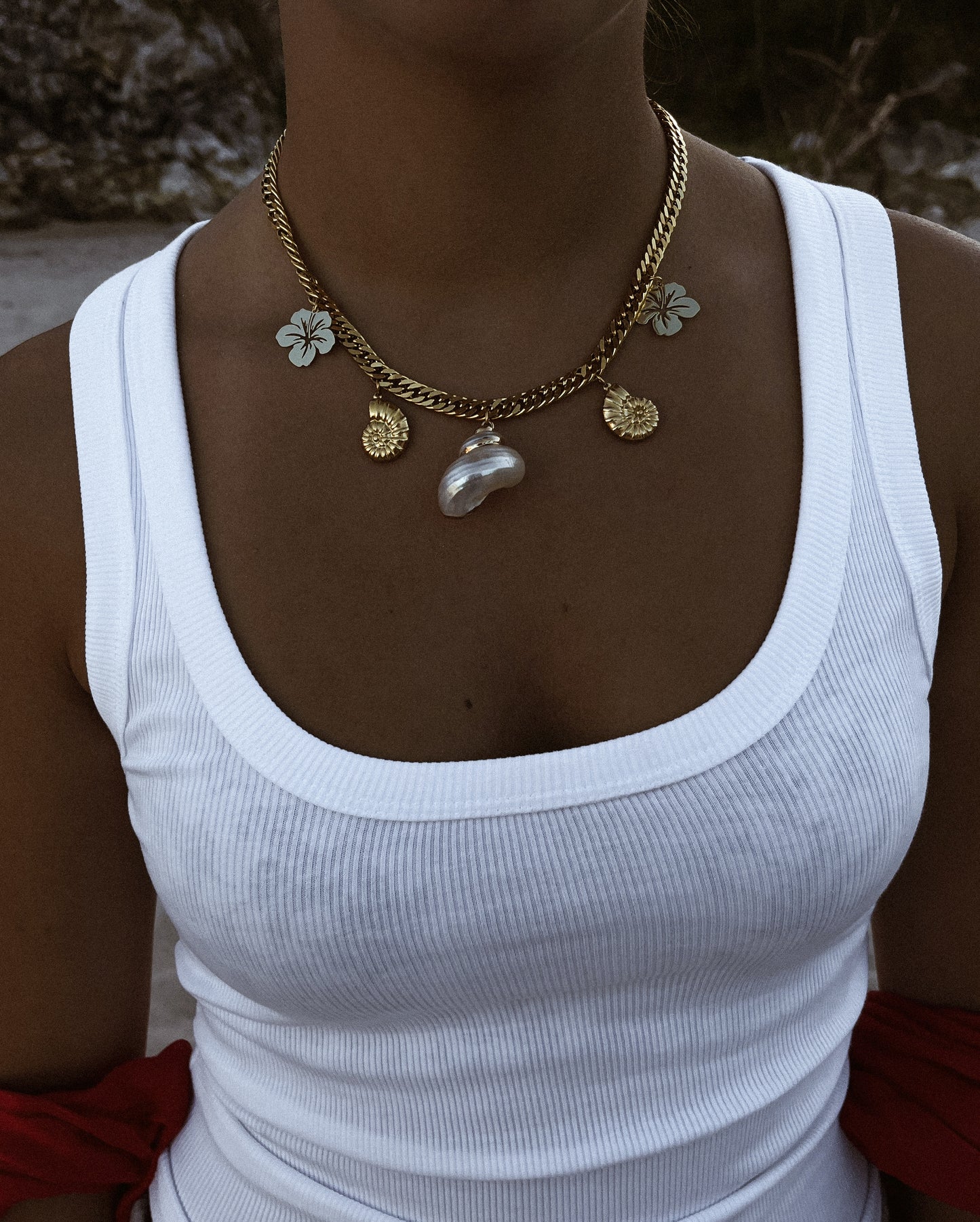 GOLDEN HOUR CHAIN