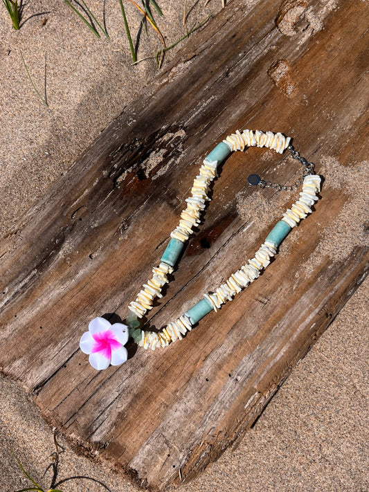 COLLAR CHICA DE LA ISLA