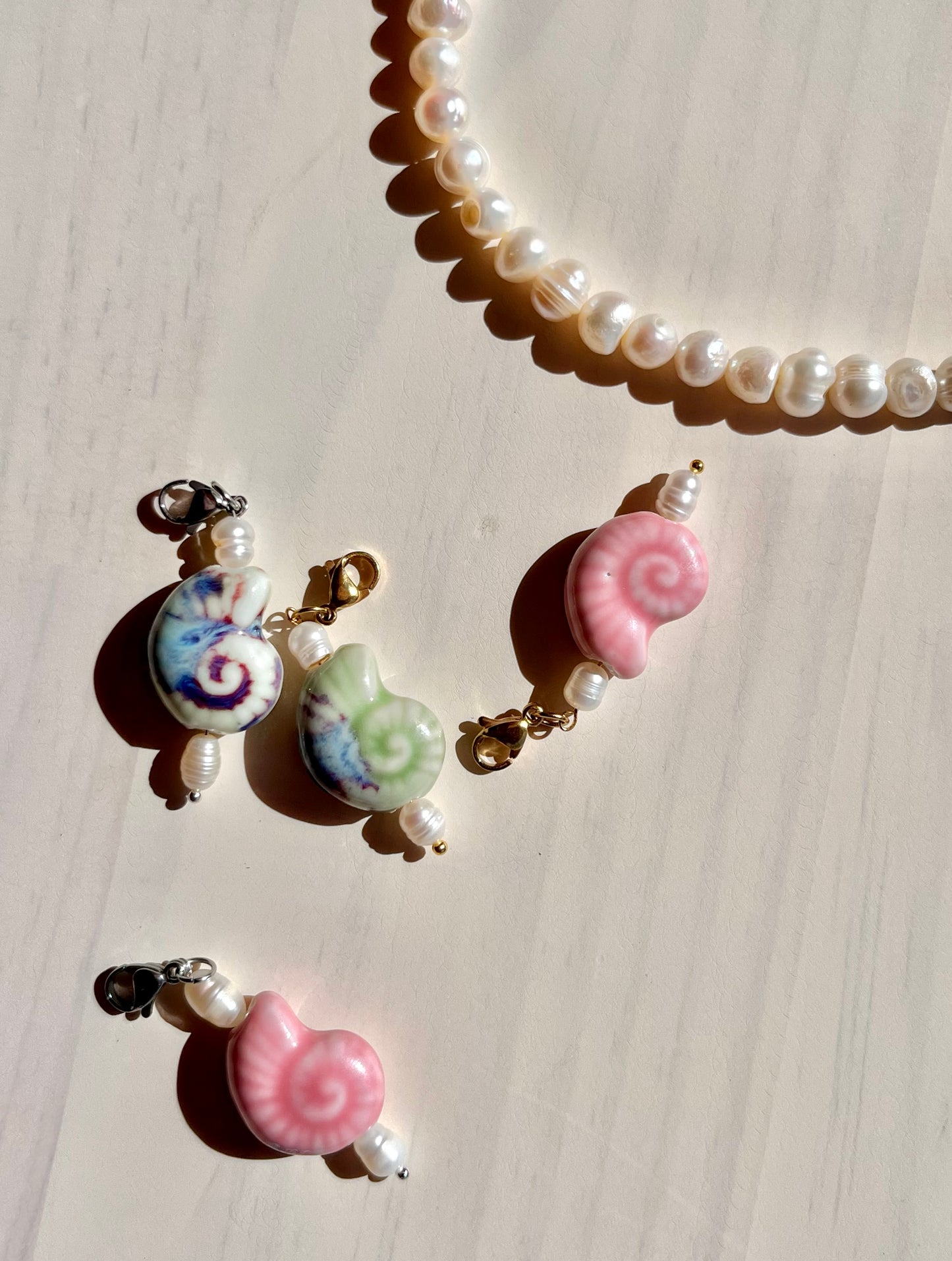 PINK SNAIL CHARM