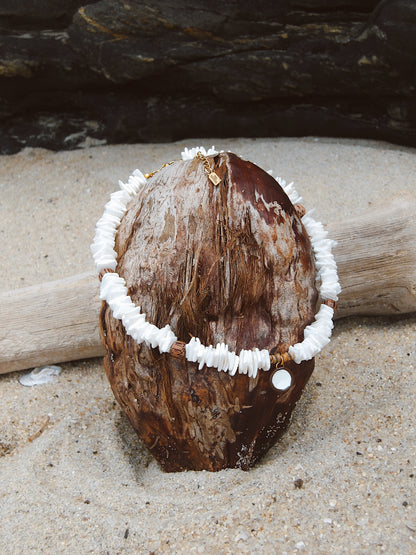 COLLAR ÁGUA DE COCO